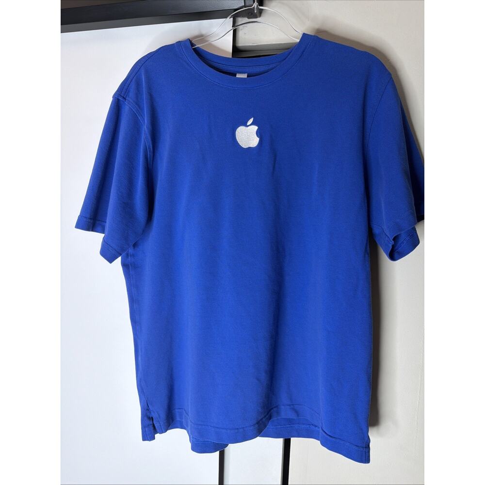 Apple Store Employee T-Shirt Large Blue Embroidered Apple Logo 2003 Vintage Flaw